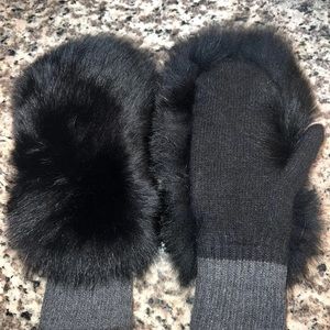Fox fur mittens